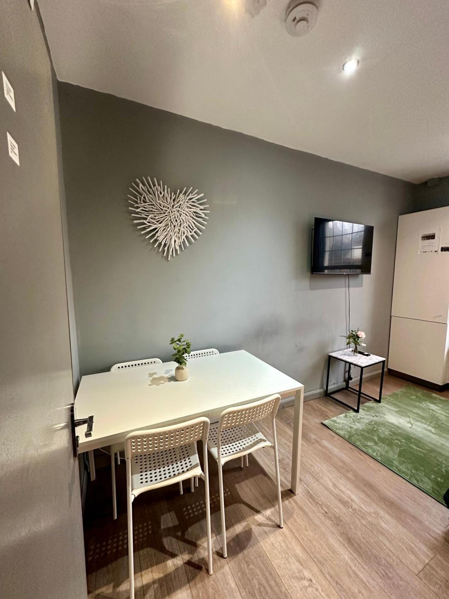 Spacious 3 Bedroom Flat In Kings Cross, St 159 Londra Exterior foto